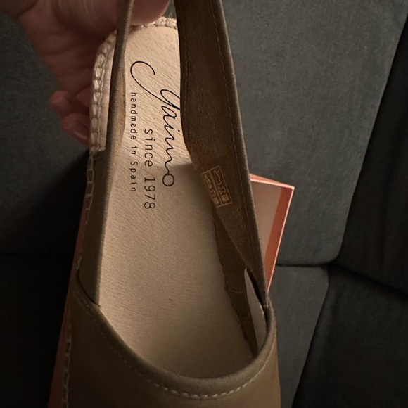 Softest on Earth leather espadrilles with open heel. - Picture 7 of 8